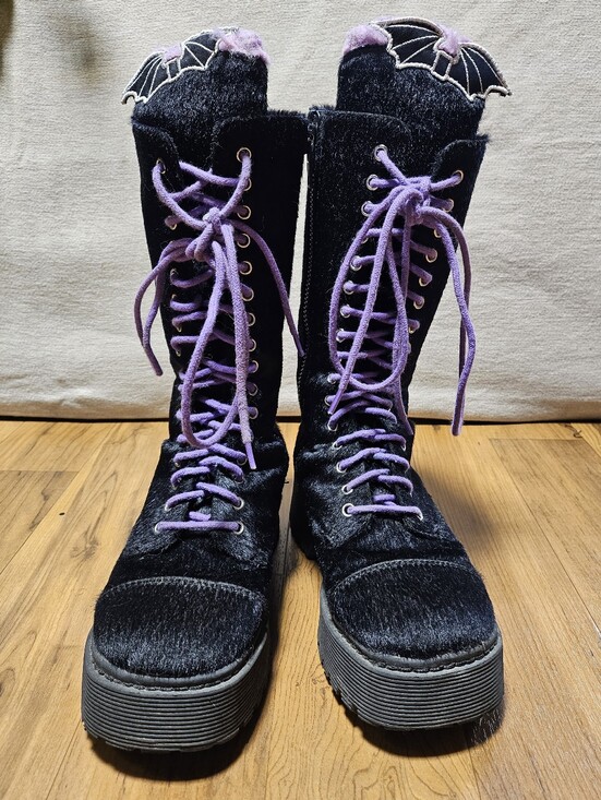 Sugar Thrillz Shoes - Sugar Thrillz Furry Bat Boots